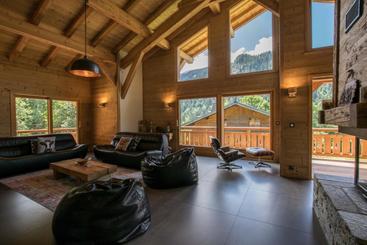 هتل Chalet Carnauba Alpine Descents