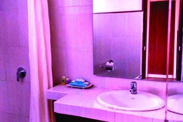 هتل Cirebon Waterland
