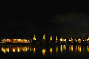 هتل Cirebon Waterland