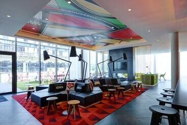 Citizenm Paris La Defense - Nanterre