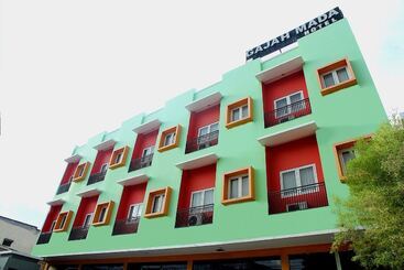 Reddoorz At Hotel Gajah Mada Palu