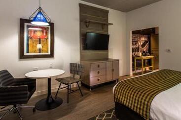 هتل Indigo Hattiesburg, An Ihg
