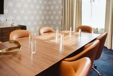 هتل Indigo Hattiesburg, An Ihg