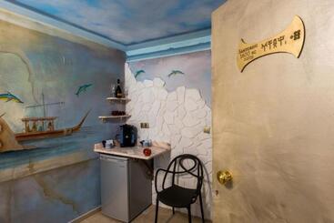 هتل Leda Suites