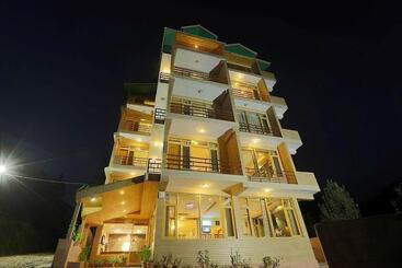 هتل Lotus Inn River View