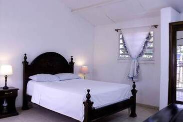 هتل My Auberge Inn Jacmel