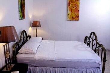 هتل My Auberge Inn Jacmel