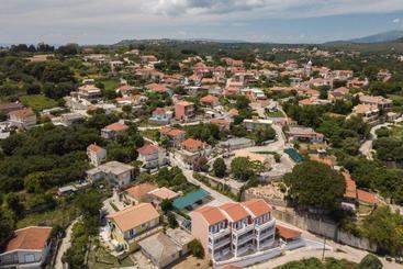 هتل Pernari Apartments