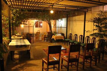 هتل Pratap Bhawan Homestay