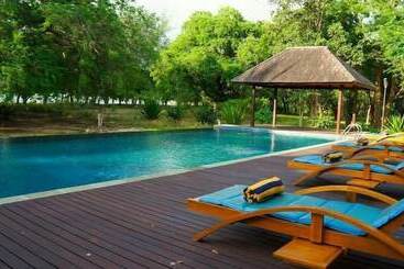 هتل Puri Komodo Resort