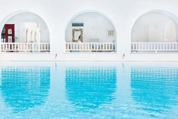 هتل Stelia Mare Boutique