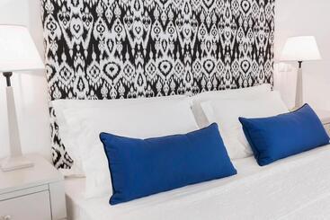 هتل Stelia Mare Boutique