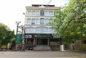 호텔 The Park View Inn