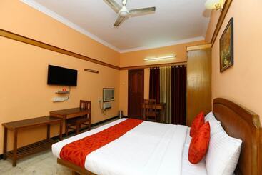 호텔 The Park View Inn