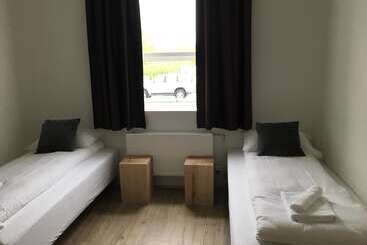 هتل Welcome Riverside Guesthouse