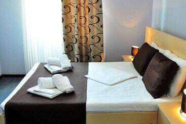 Reness Hotel Kobuleti