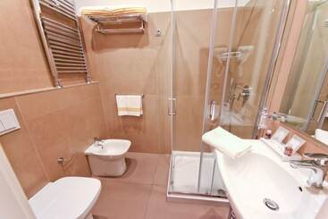 هتل 7th Floor Suite