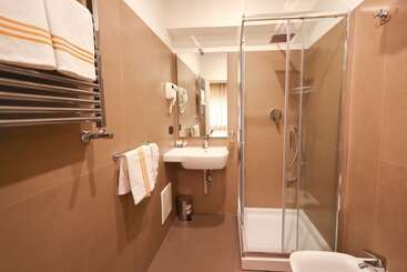 هتل 7th Floor Suite