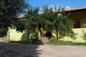 هتل Agriturismo Paulesa