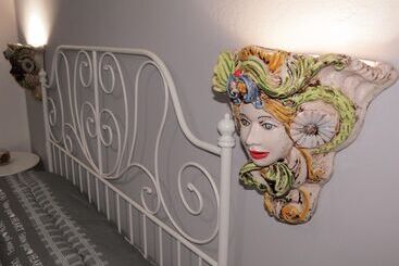 هتل B&b Maison Blanche
