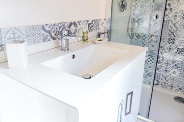 هتل B&b Porta Di Ponte