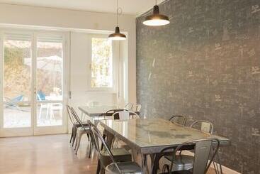 هتل Dimora 16 Rooms & Garden