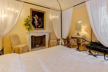 هتل Relais La Rupe
