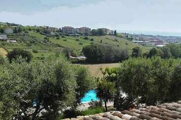 هتل Villa Rondanella