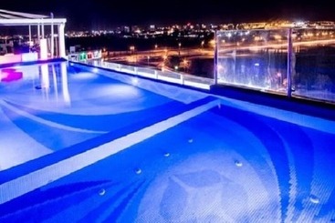 Carnelian By Glory Bower Hotels