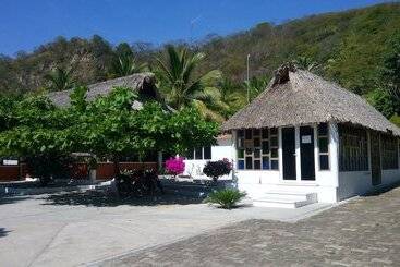 هتل & Club Campestre Altos Paraiso