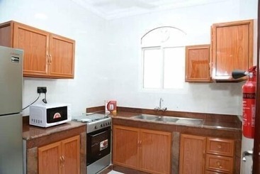 هتل Golden Seasons Furnished Apartments 5