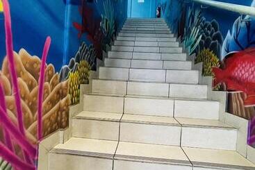 هتل Mahana Lodge Hostel & Backpacker