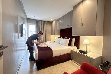هتل Rent Inn Suites