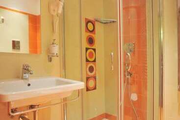 هتل Residenza Adriana