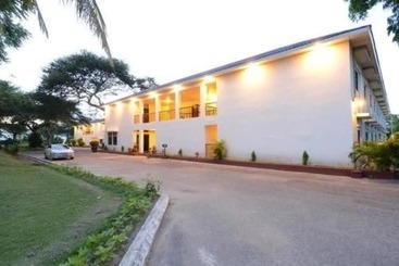 هتل Sakura Inn