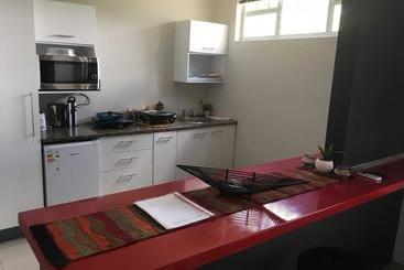 هتل Suiderhof Selfcatering
