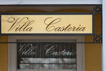 هتل Villa Casteria
