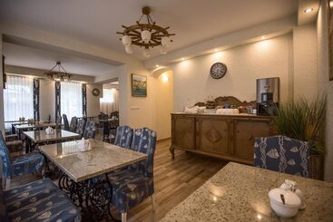 هتل Villa Casteria