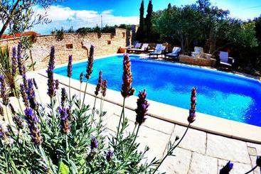 هتل Villa Kos