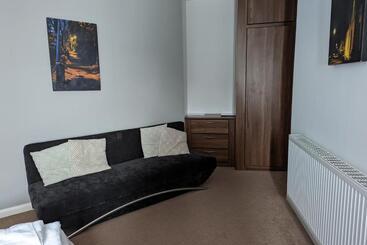 هتل Barley Sheaf, Old Bridge Street En Suites, Only
