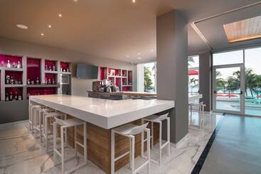 هتل Boca Beach Residence