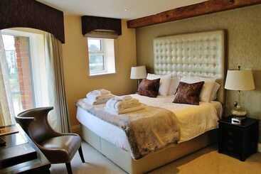 فندق Boutique By Browns