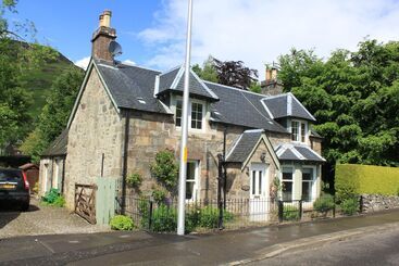 هتل Glenalbyn Cottage