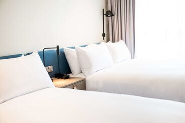 هتل Hampton By Hilton Blackpool