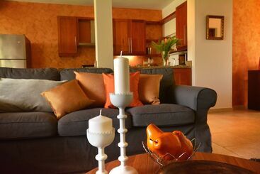 هتل Instyle Residences At Infiniti Blu
