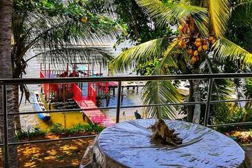 هتل Mahi Villa