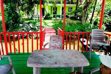 هتل Mahi Villa