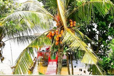 هتل Mahi Villa