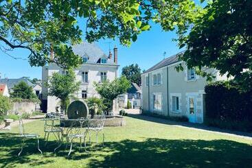 هتل Manoir Du Parc