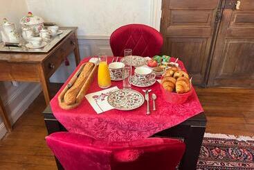 هتل Manoir Du Parc